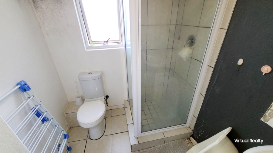 1 Bedroom Property for Sale in Thornton Western Cape